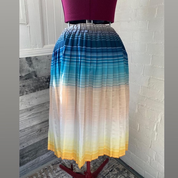 ELOQUII Sunset 🌅 skirt - Picture 7 of 8